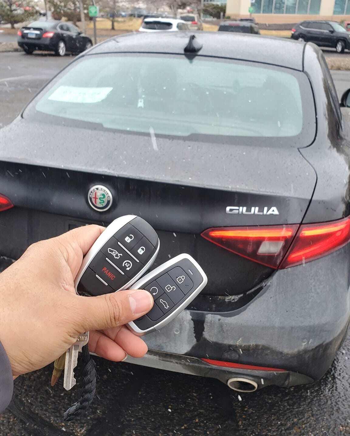 Alfa Romero Giulia Smart Proximity Key Service