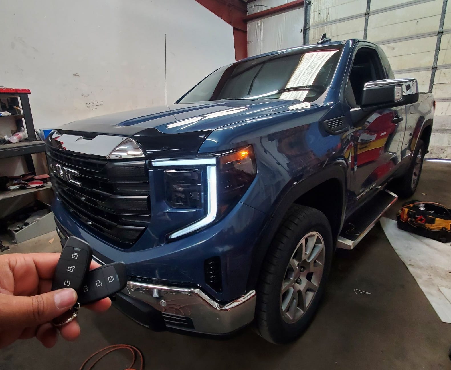 GMC Sierra 1/2 mile reomote start